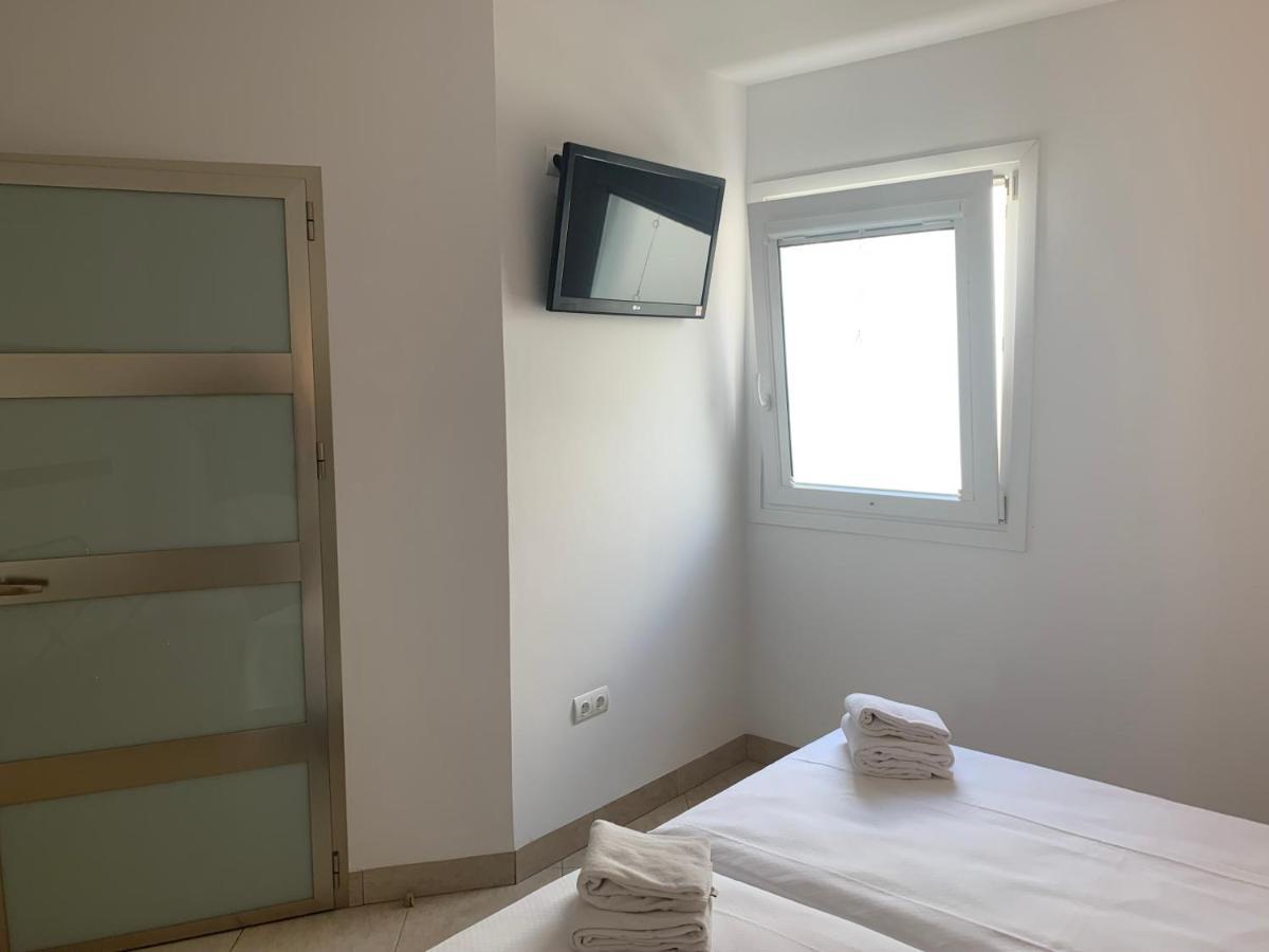 Hostal Tarifa -Recepcion Abierta Las 24H- Bagian luar foto