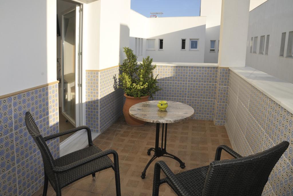 Hostal Tarifa -Recepcion Abierta Las 24H- Bagian luar foto